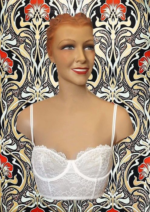 Peças de lingerie variadas desde...