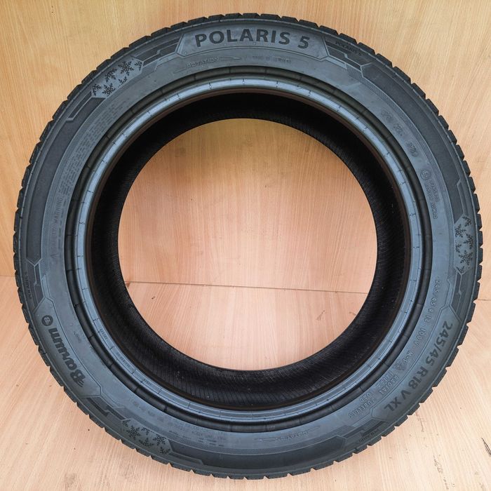 1 szt. Barum Polaris 5 245/45 R18 100V XL 6,2mm