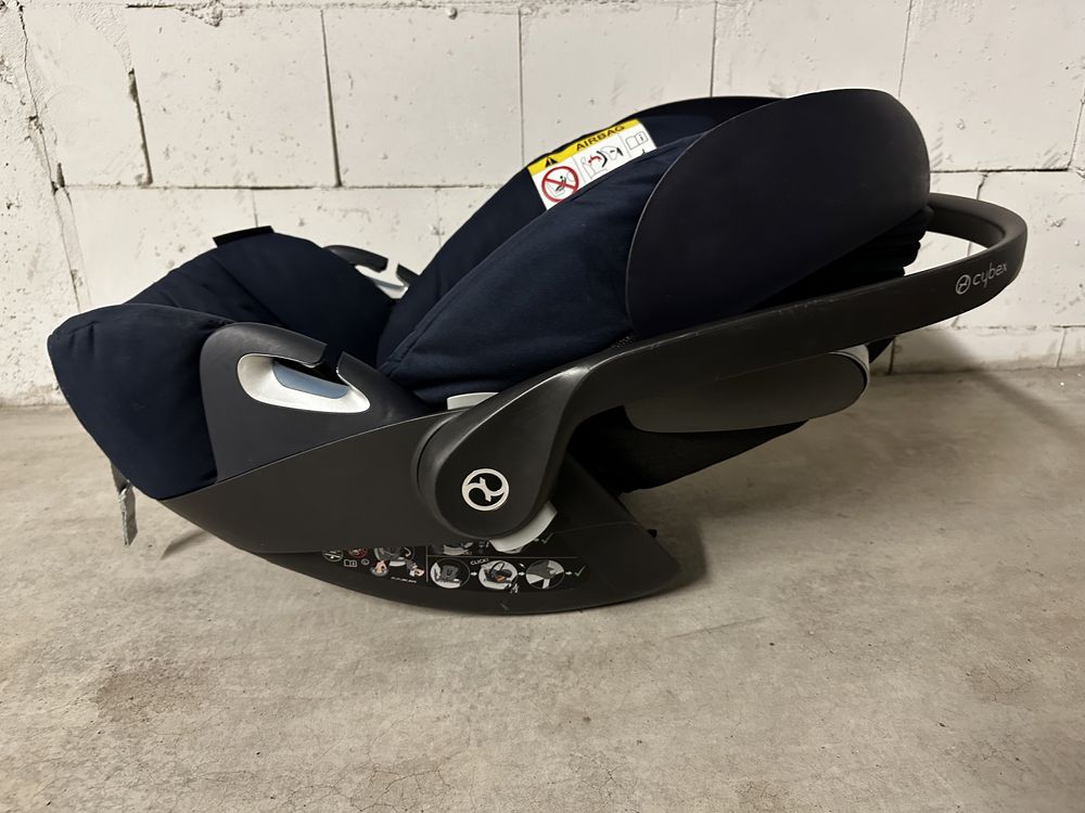 Cybex Cloud Z I-Size wraz z bazą Z-fix