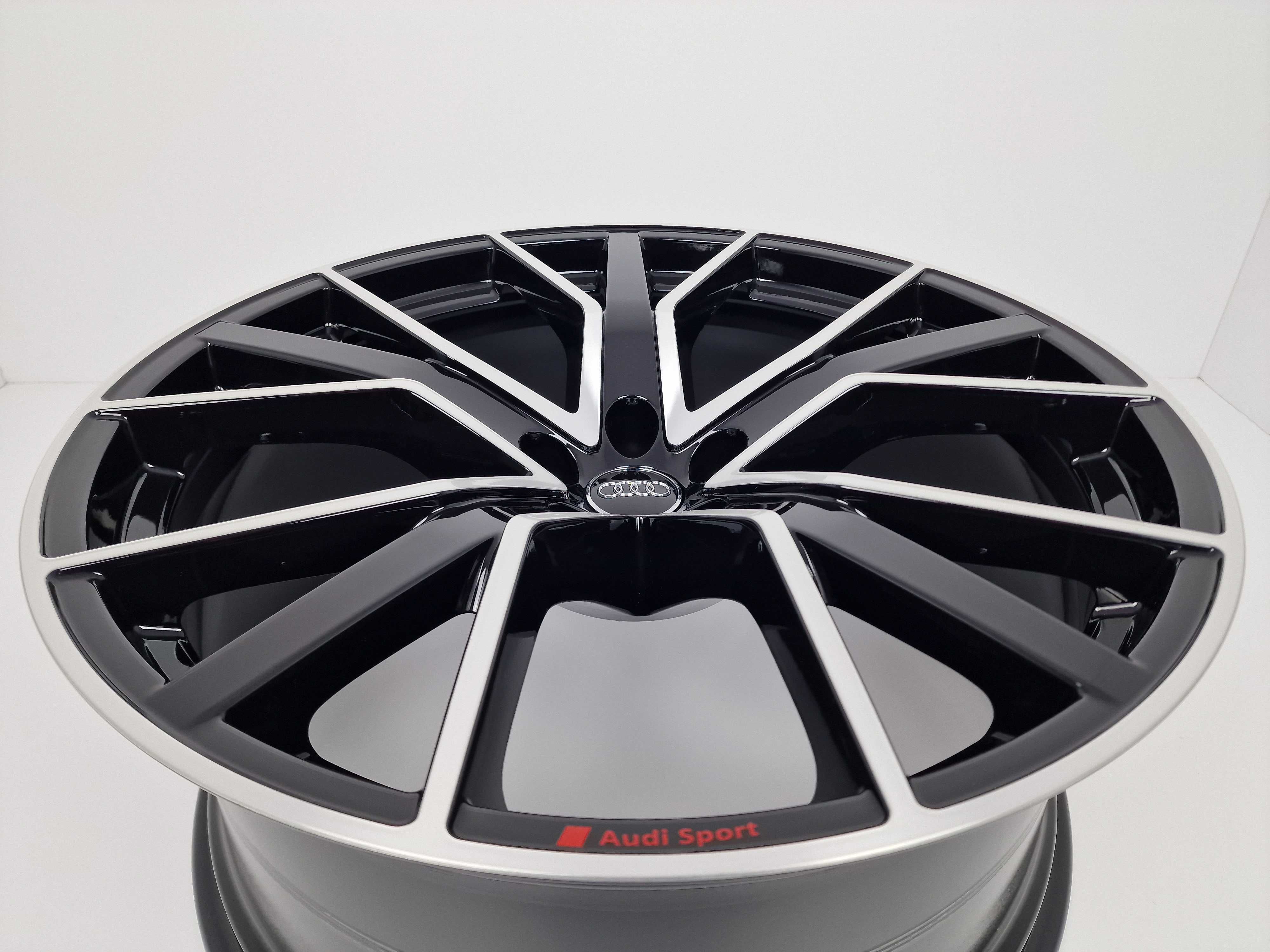 Oryginalne Felgi Audi 22" RS6 RS7 A8 S8 Q5 SQ5 Q7 SQ7 Q8 SQ8 RSQ8