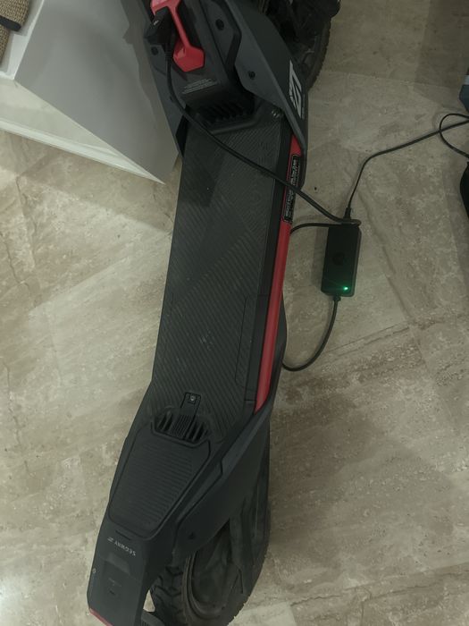 Trotinete eletrica Segway ZT3 Pro