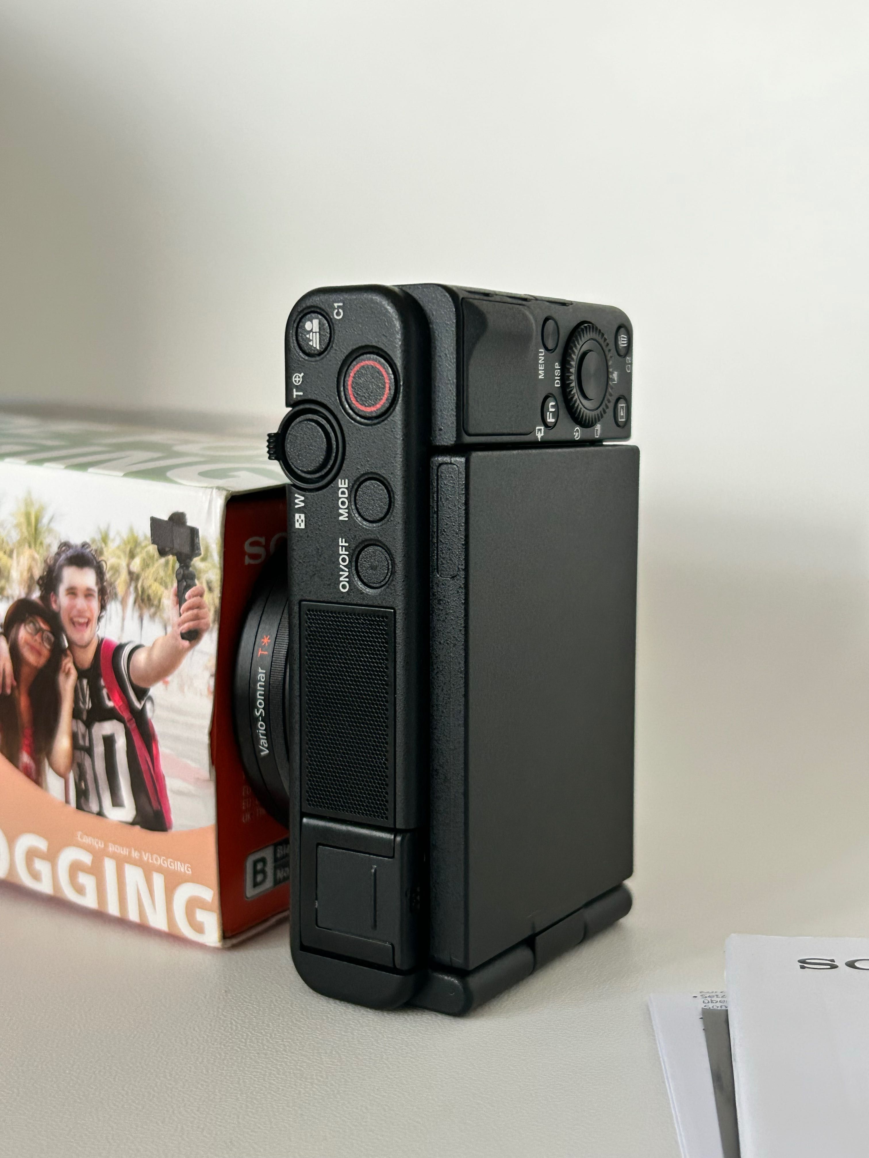 Máquina Fotográfica Compacta Sony ZV-1
