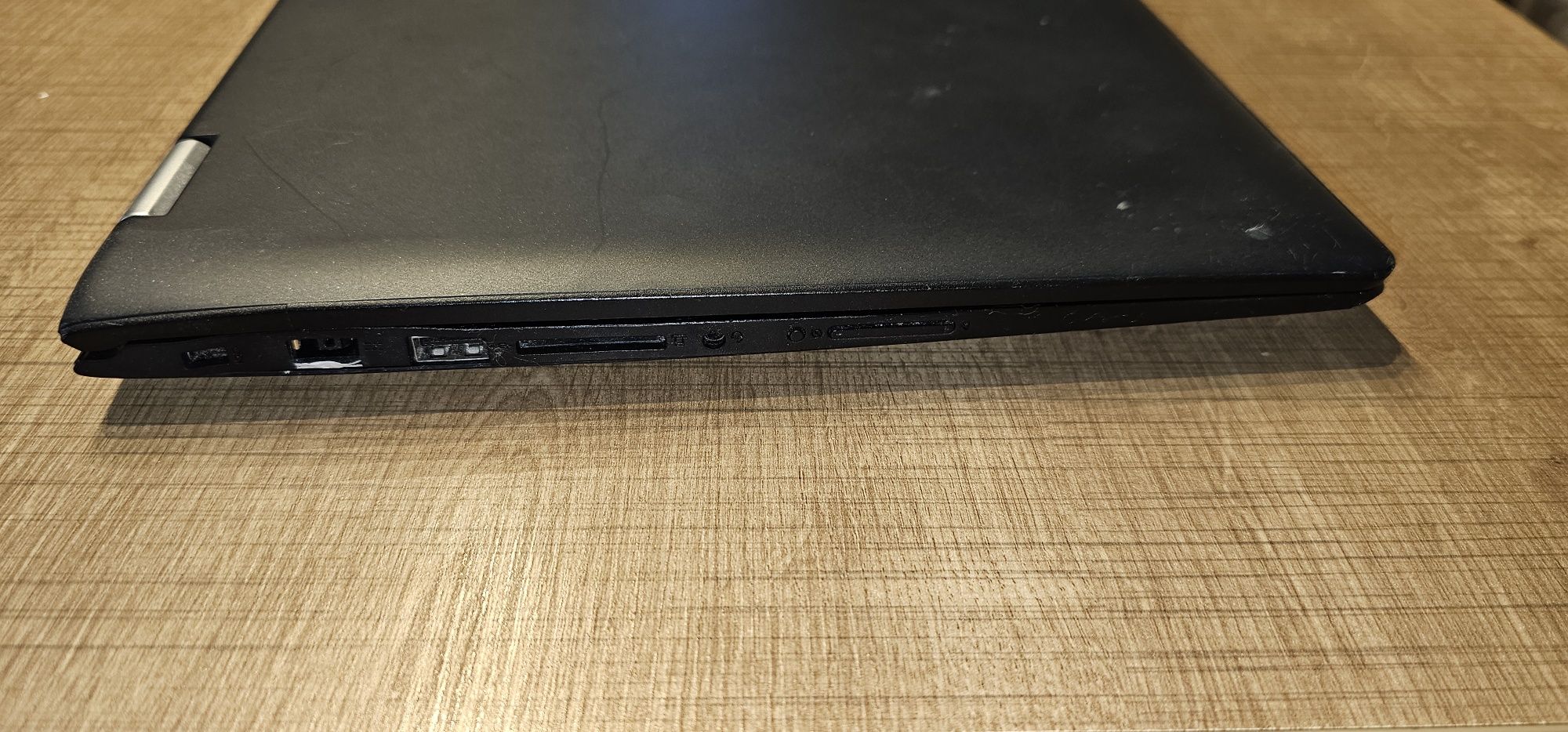 Portátil Lenovo Ioga 500 (Avariado)