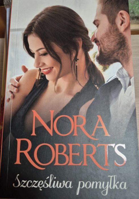 Nora Roberts szczęśliwa pomyłka