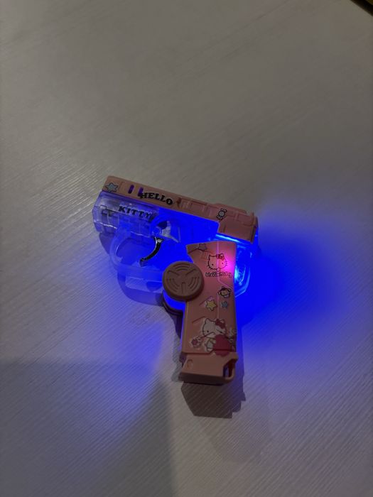 Kompaktowa zapalniczka LED