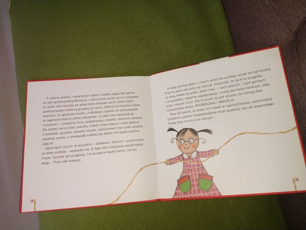 Sznurkowa historia. R. Jędrzejewska-Wróbel, A. Żelew