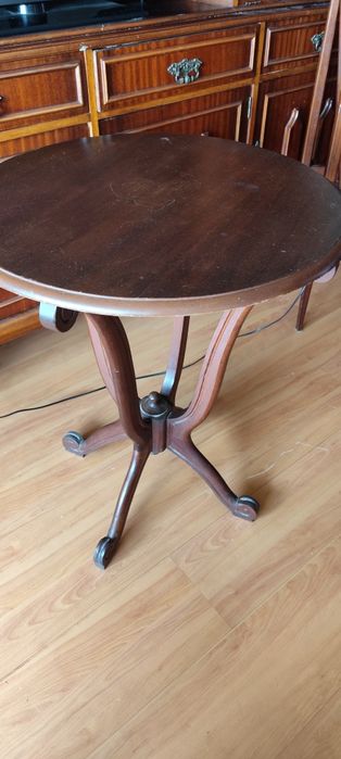 Mesa de apoio/ camilha