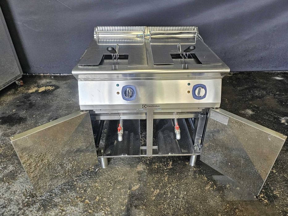 Fritadeira elétrica 15+15 Lts