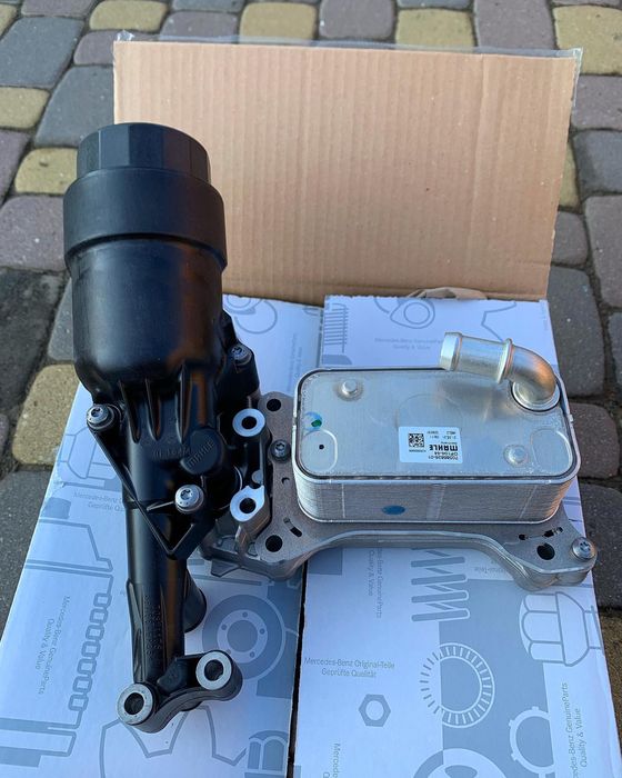 Теплообмінник ОМ651 2.2 радіатор масляний Sprinter W906 W907 спрінтер