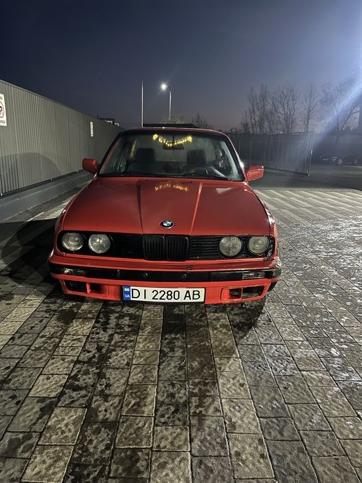 БМВ E30 Бмв 1.6