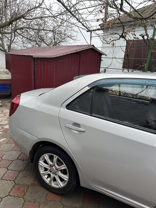 Продається надійна та економна GEELY MK 1.5 газ/бензин.