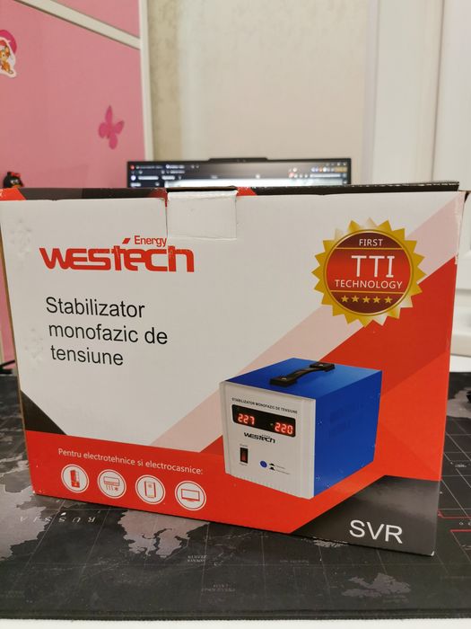 Стабiлiзатор напруги Westech svr-2000 Польша