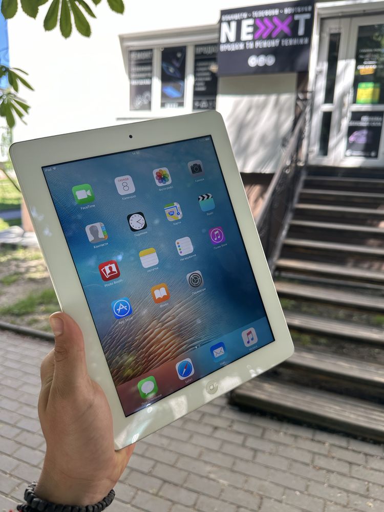 Планшет Apple Ipad 3 16 GB + Wifi