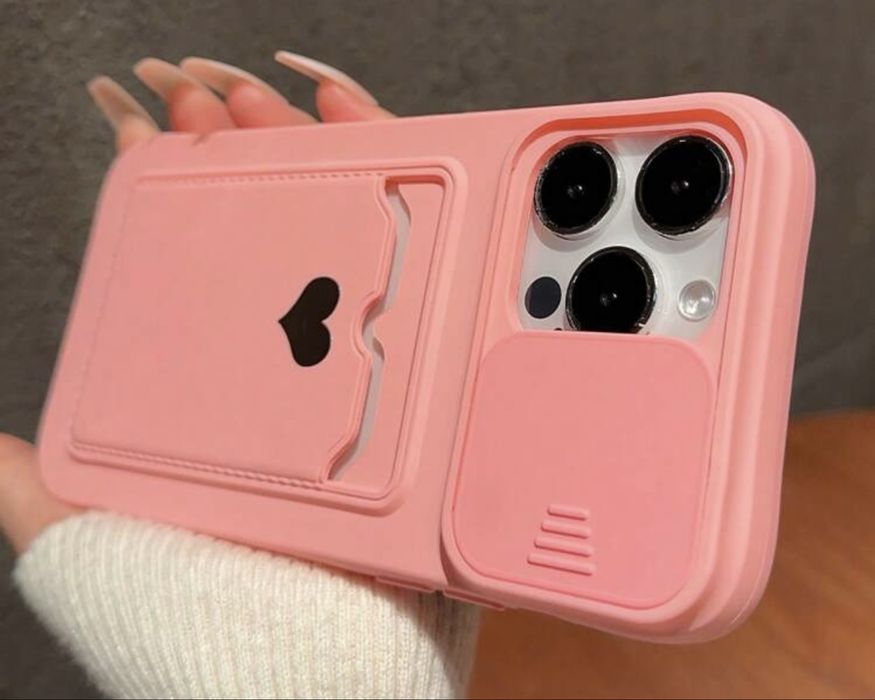 Vendo 4 capas para iPhone 15 Pro - NOVAS