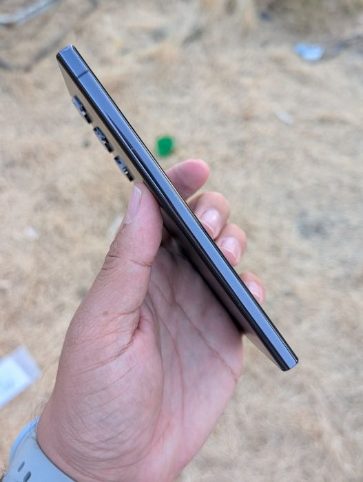 Samsung s23 ultra (8/256 Dual sim камерафон 100x zoom  официальная)