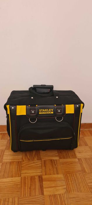 Trolley para Ferramentas Stanley 33L – Resistência e Organização!