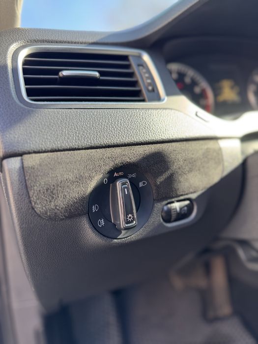 Volkswagen Jetta SE 1.8 2014