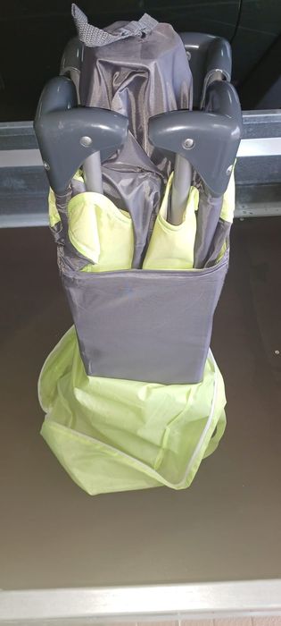 Cama de viagem, como nova