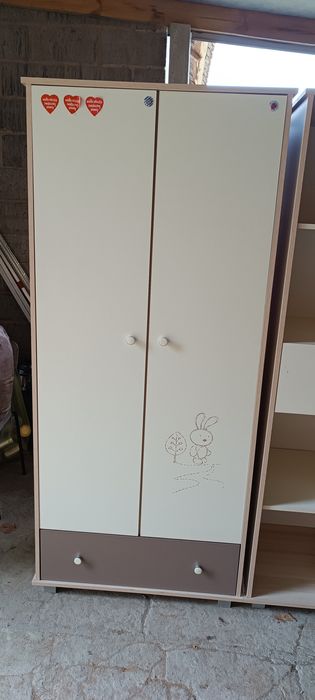 Meble dziecięce komplet