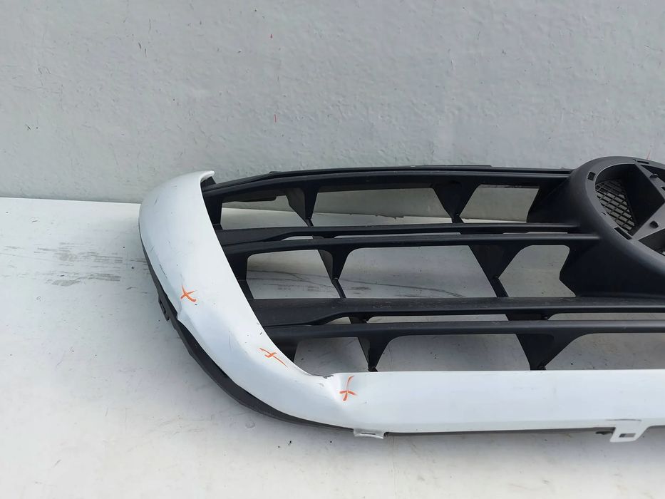 mercedes-benz sprinter w907 w910 18- grill atrapa blacha ramka