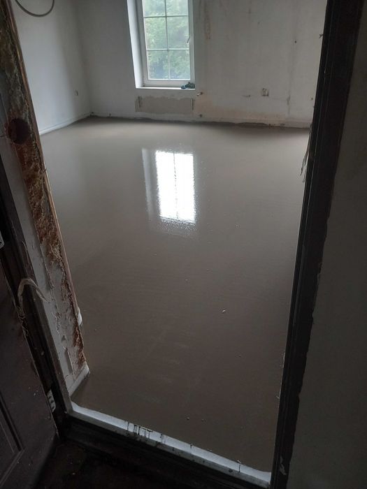 Wylewki samopoziomujące cienkowarstowe wyrównujące