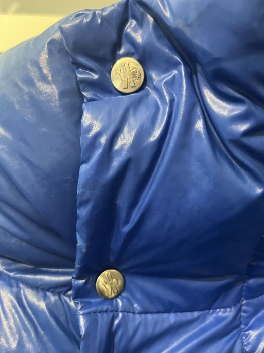 Niebieska kurtka moncler męska