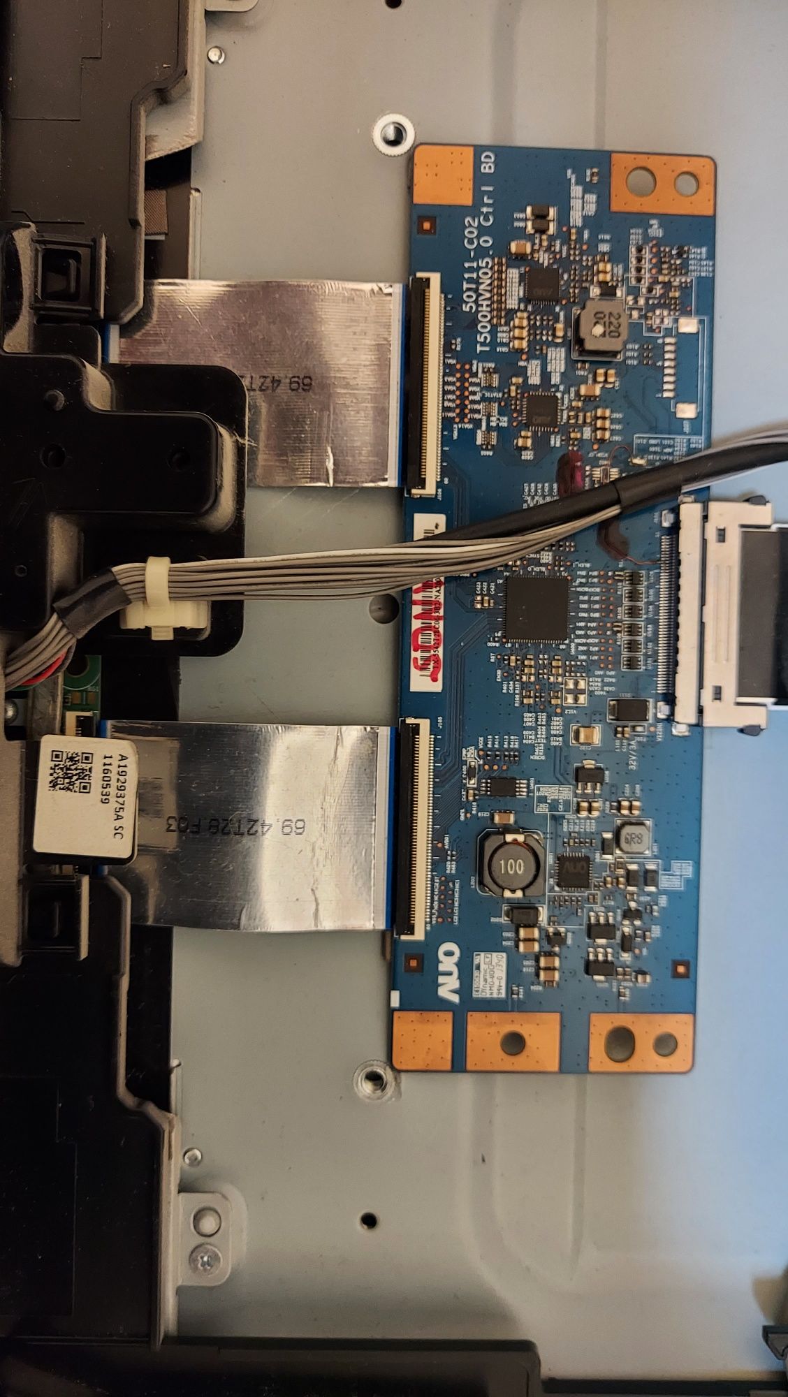 Телевізор"Sony KDL-42W653A" на запчастини