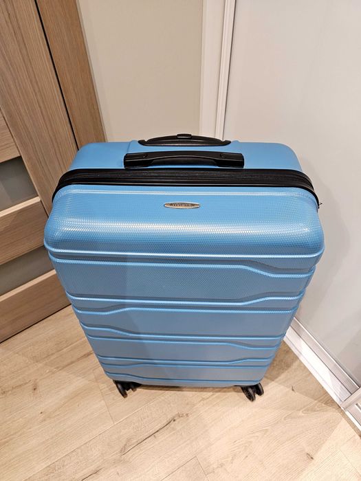 Duża walizka z polikarbonu marki Wittchen