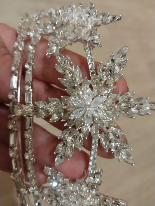 Диадема металическая