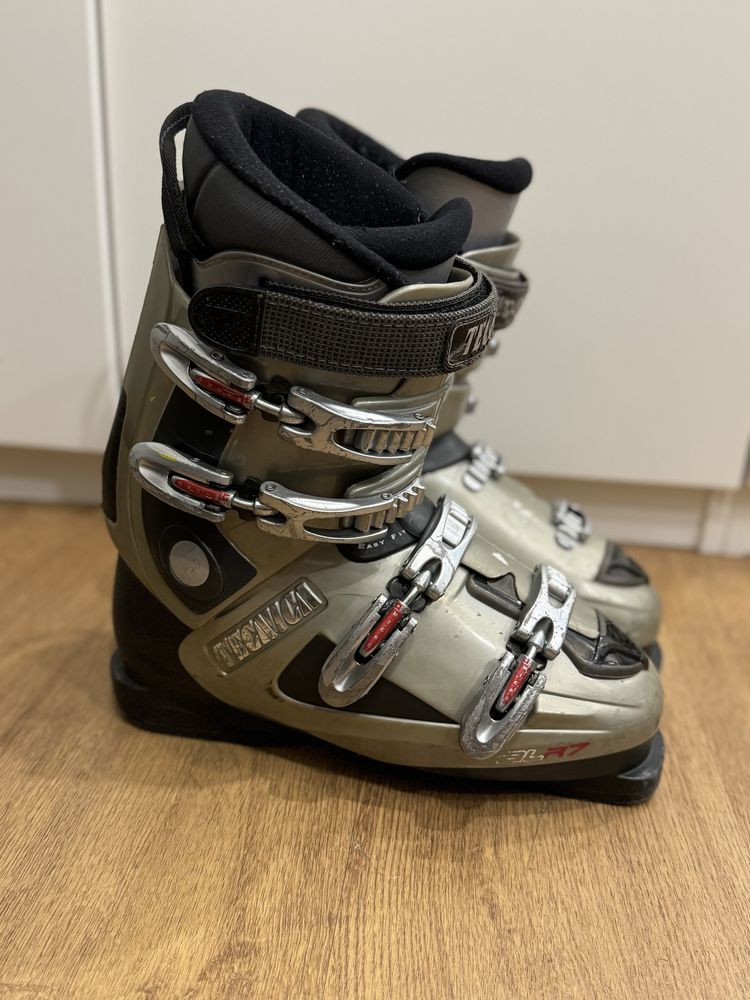 Buty narciarskie 27  42 rozmiar technica