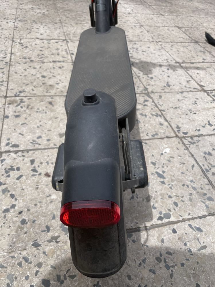 Trotinete Elétrica Xiaomi Mi Electric Scooter 4 Pro (Gen 2) Preta