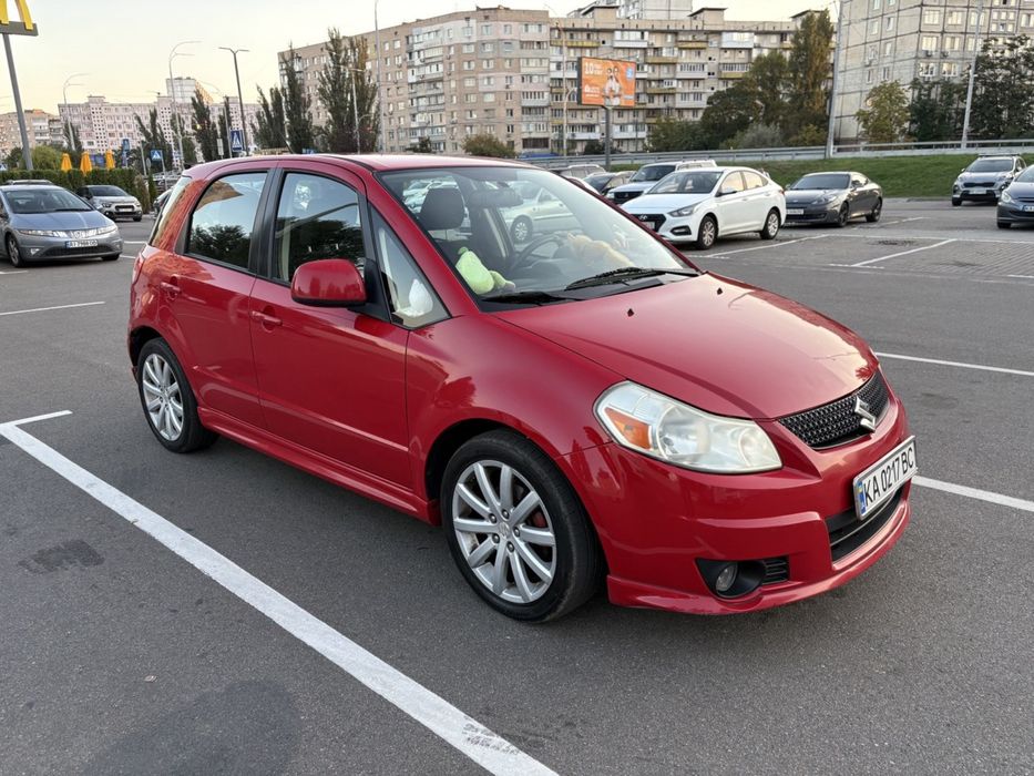 Продам своє авто Suzuki Sx4
