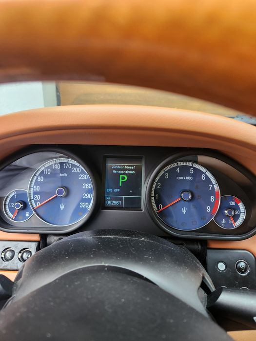 Maserati Quattroporte silnik V8