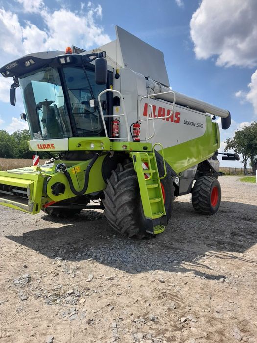 Sprzedam kombajn zbożowy Claas Lexion 560
