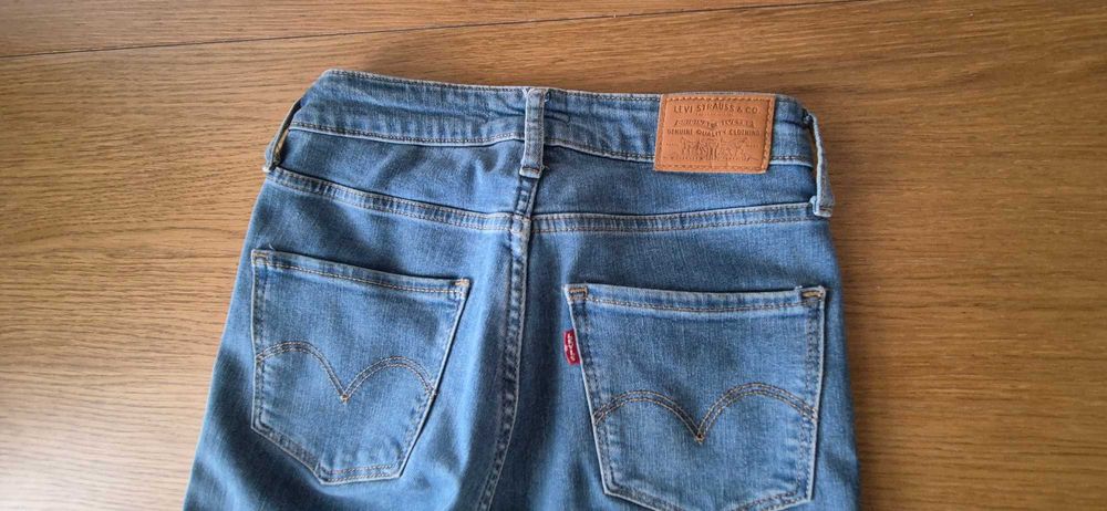 2 pares de calças ganga Levis - T34