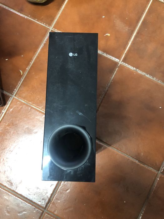 Leitor de DVD e sistema de som