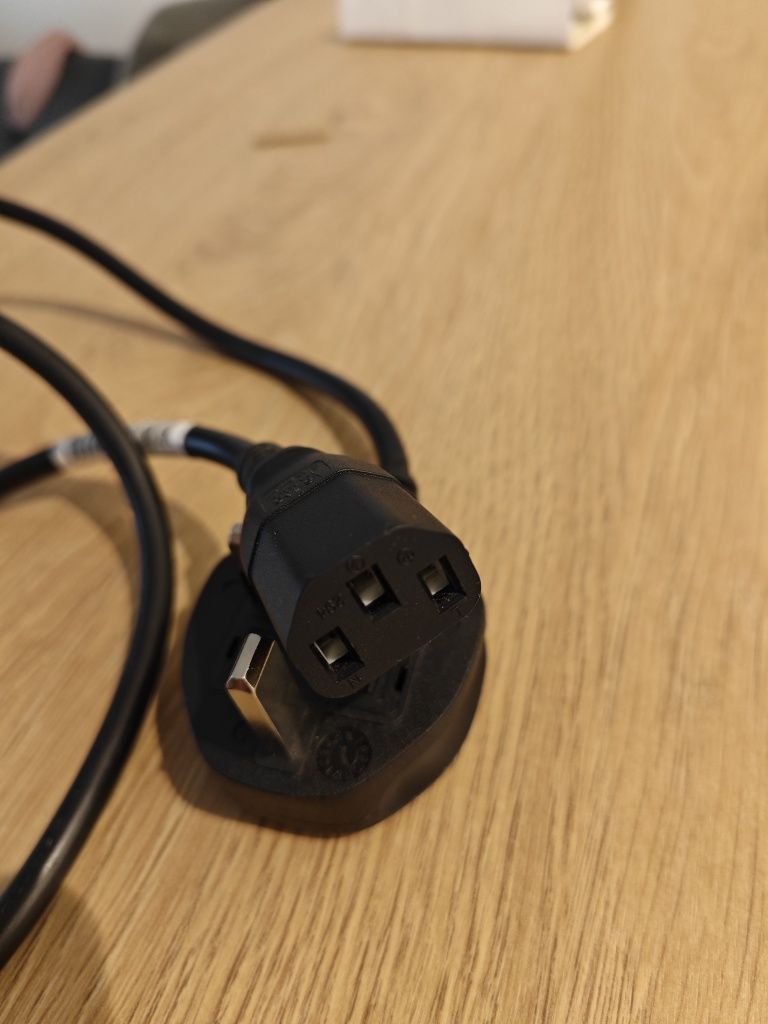 Przewód do komputera monitora uk angielski
anglia kabel zasilajacy