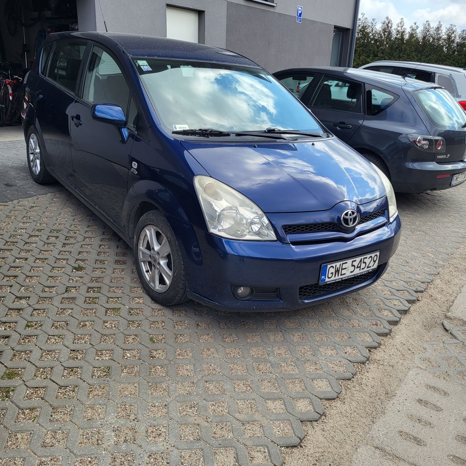 Toyota Corolla Verso 2.0 D4D, 116KM, 7 osób.