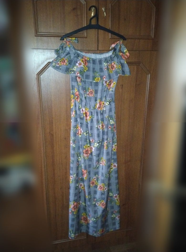 Сукня , сарафан L-XL.