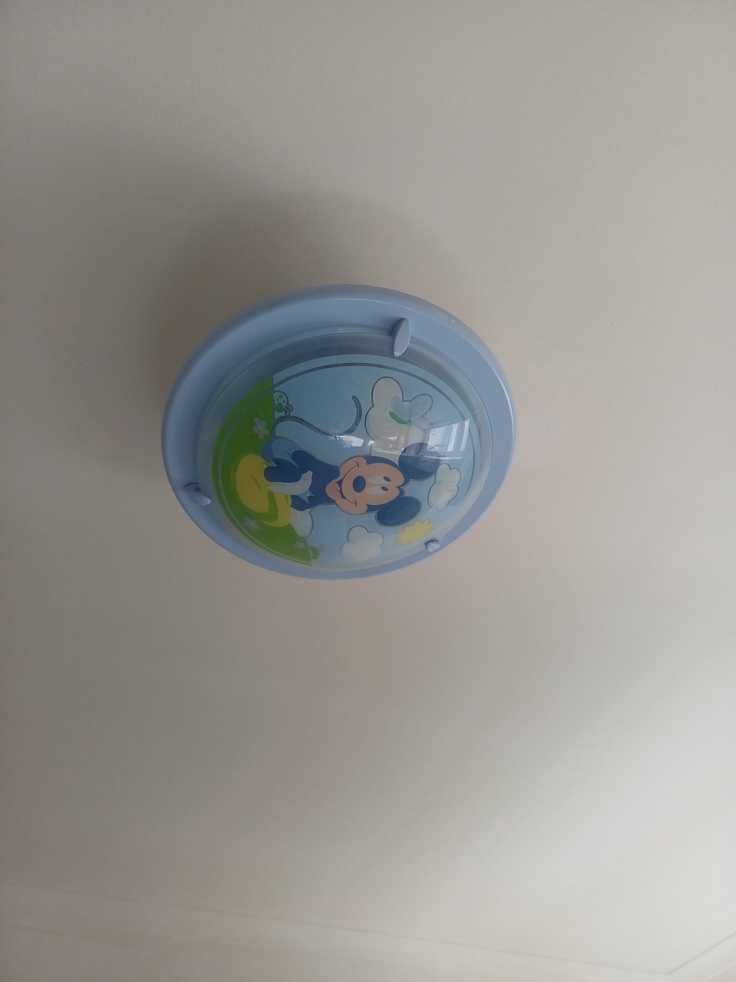 Candeeiro de teto do Mickey