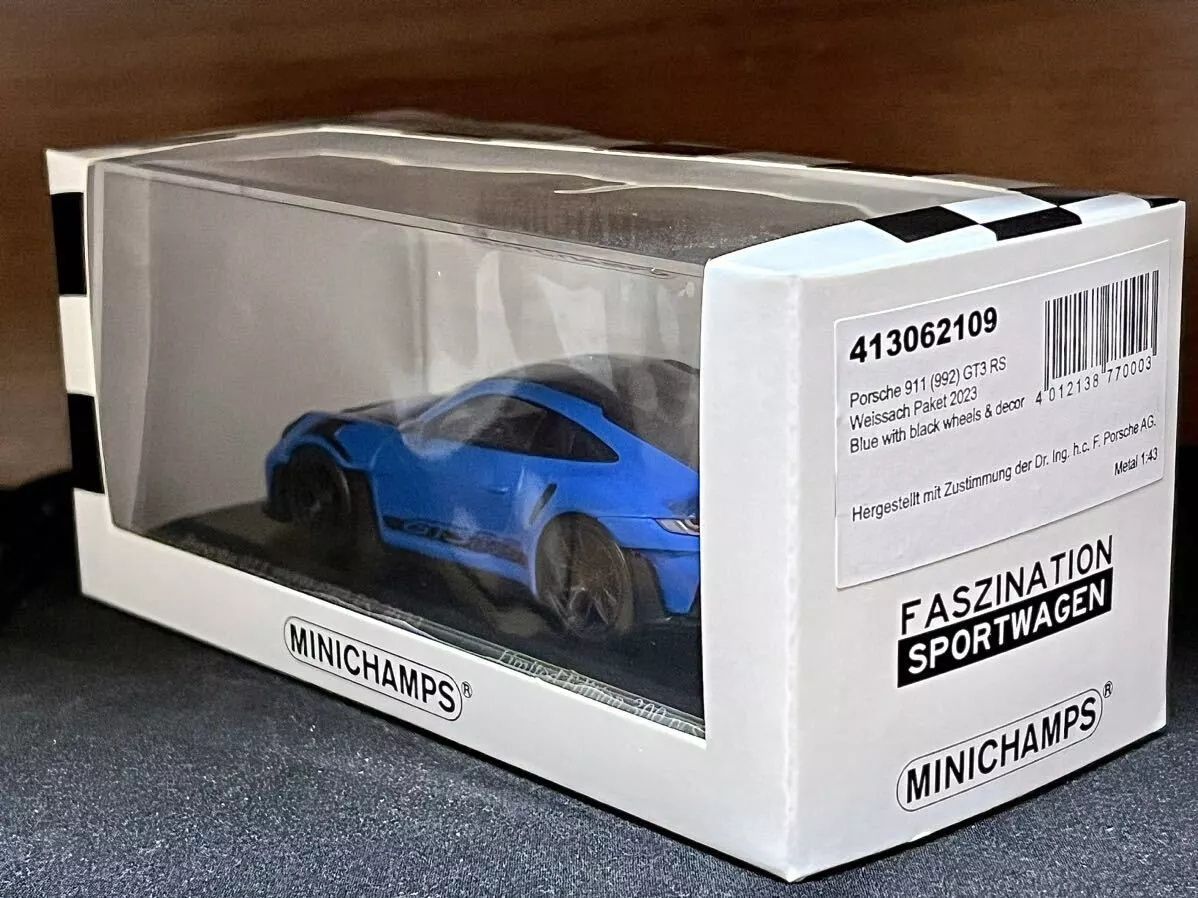 Minichamps 1:43 porsche 911 GT3 RS ano 2023