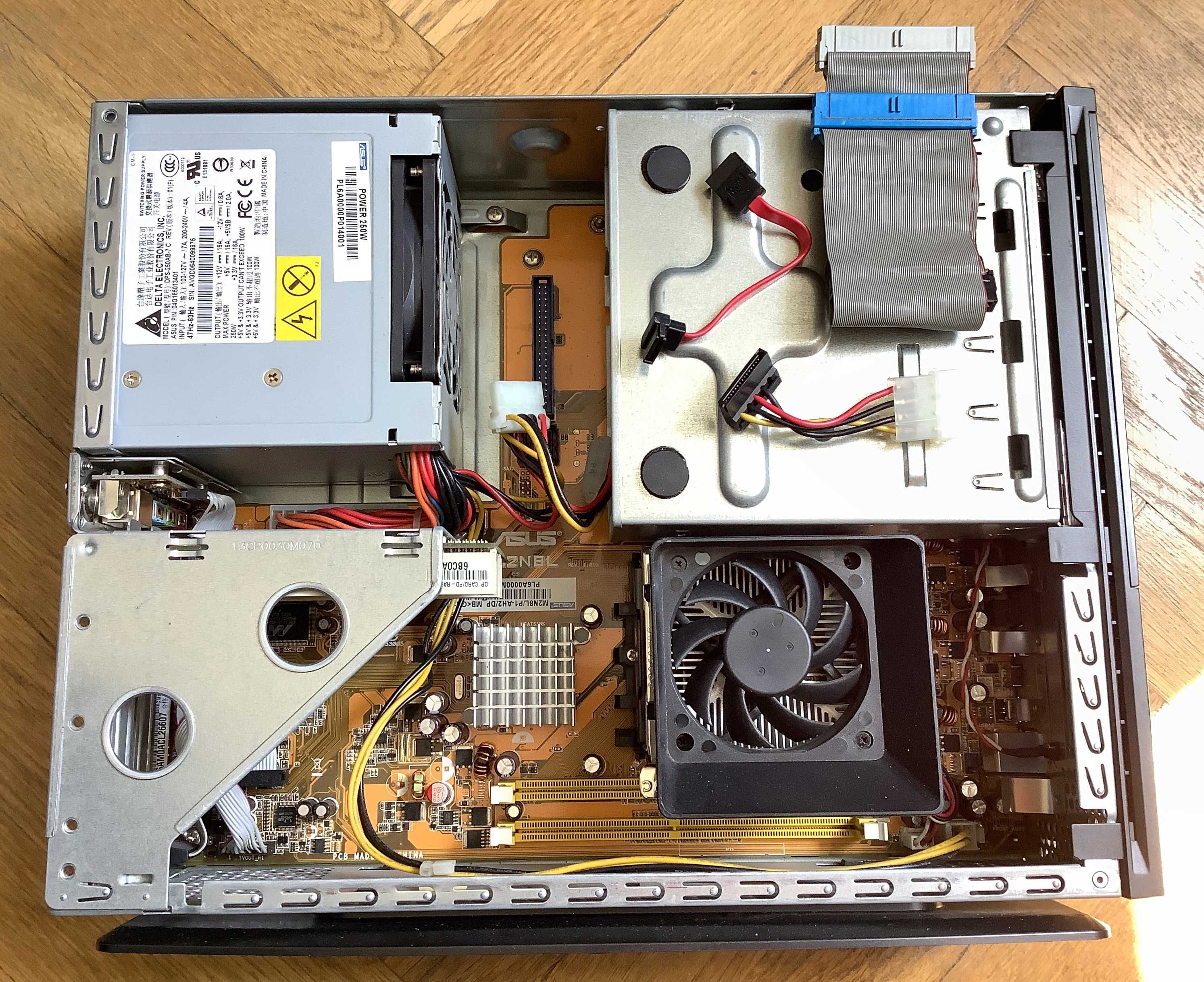 Міні ПК ASUS Barebone Pundit P1-AH2 M2N8L Socket AM2 AMD Sempron 2800