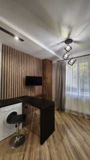 Продаю квартиру-студію в центрі міста!!!