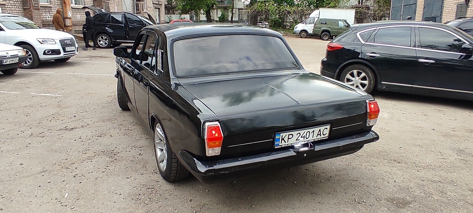 Срочно продам Волгу - BMW