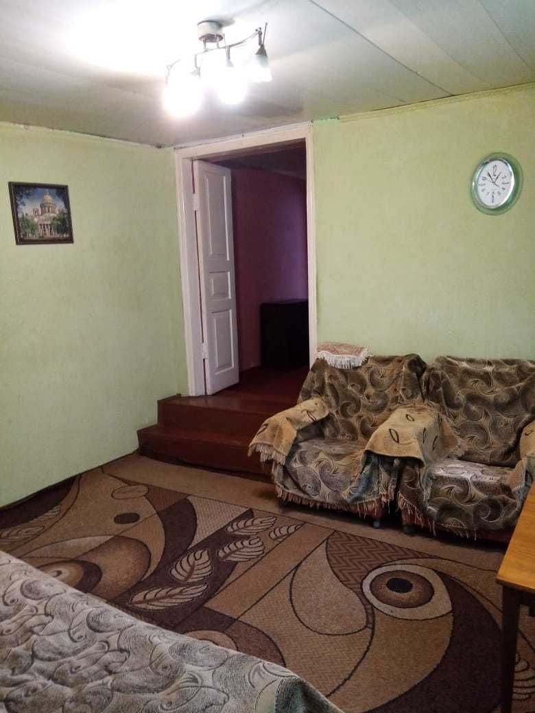 Продам половину будинку в місті Охтирка