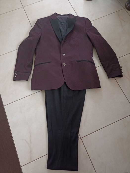 Garnitur męski .