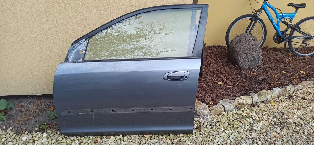 Honda Civic VII drzwi lewy przód