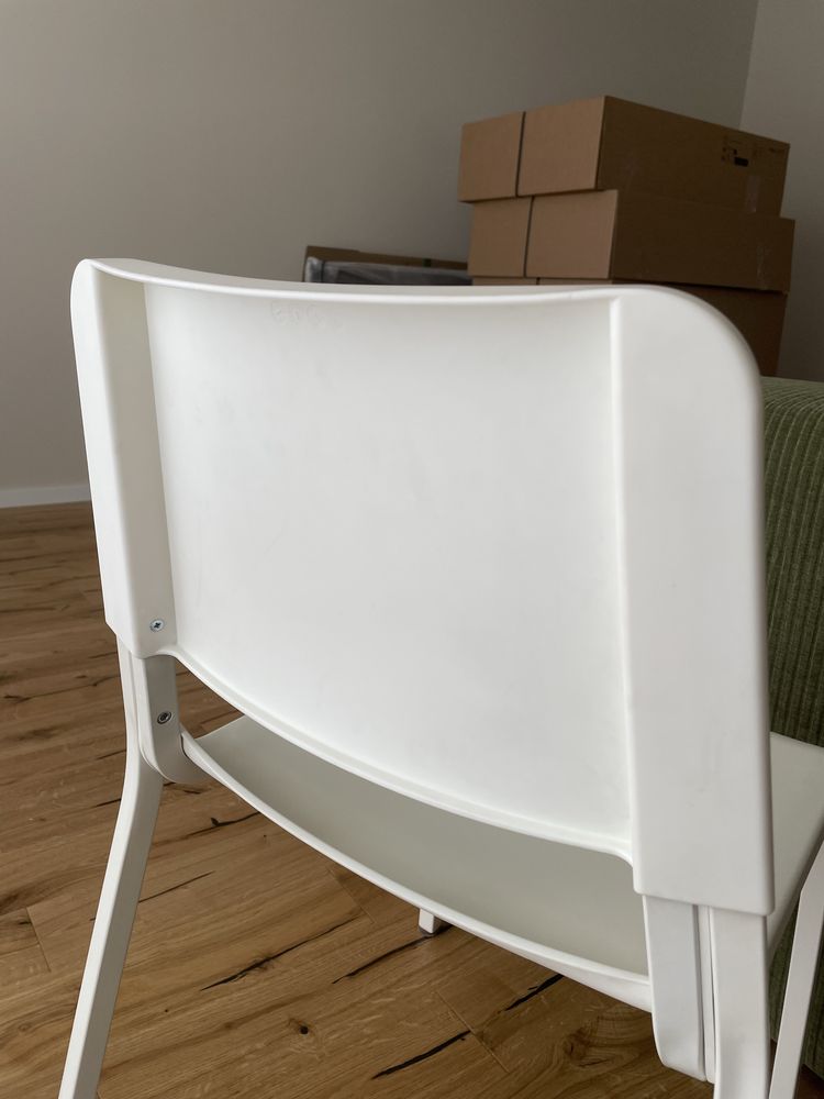 Krzeslo białe IKEA Torres