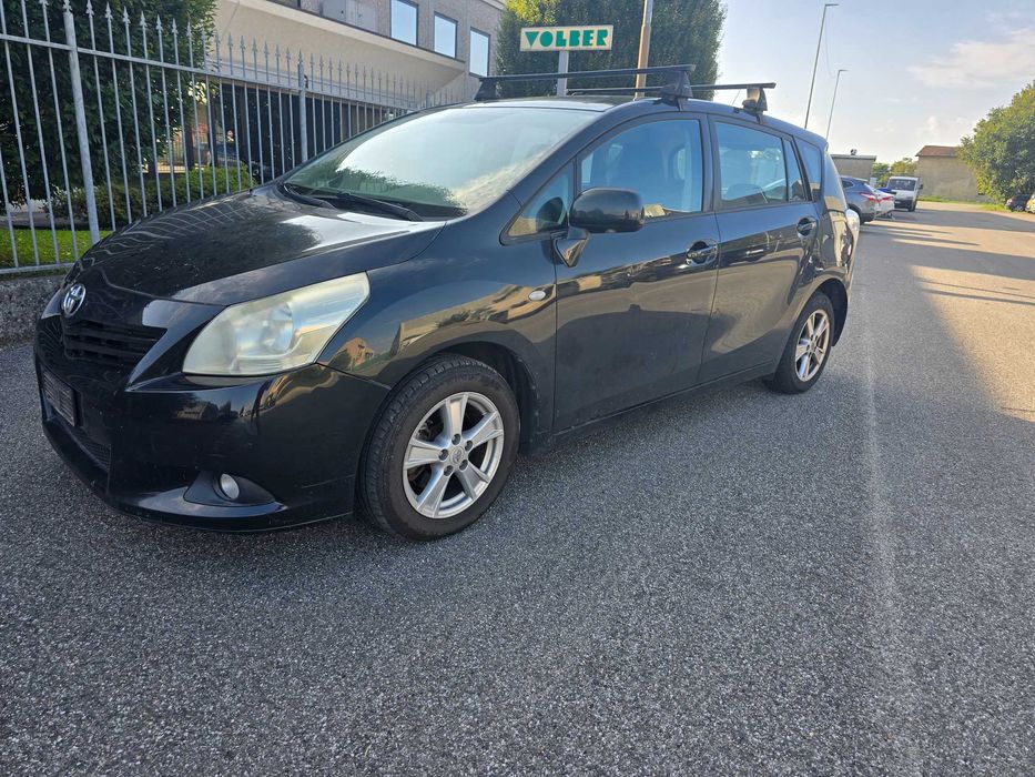 Toyota  Corolla  Verso  1.6  benz Posiadam  inne  auta  z  włoch
