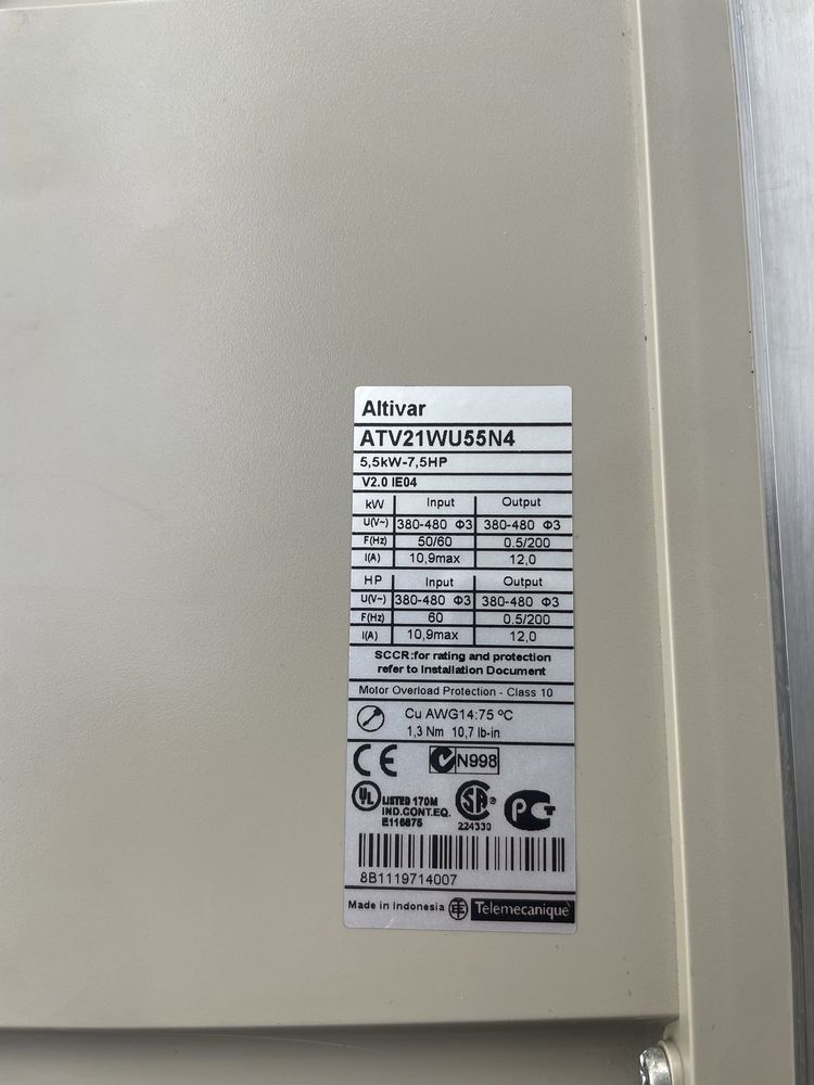 Перетворювач частоти Schneider Altivar ATV21WU55N4 5.5 кВт